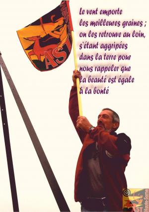 Marc Duchêne agitant la banière de la société